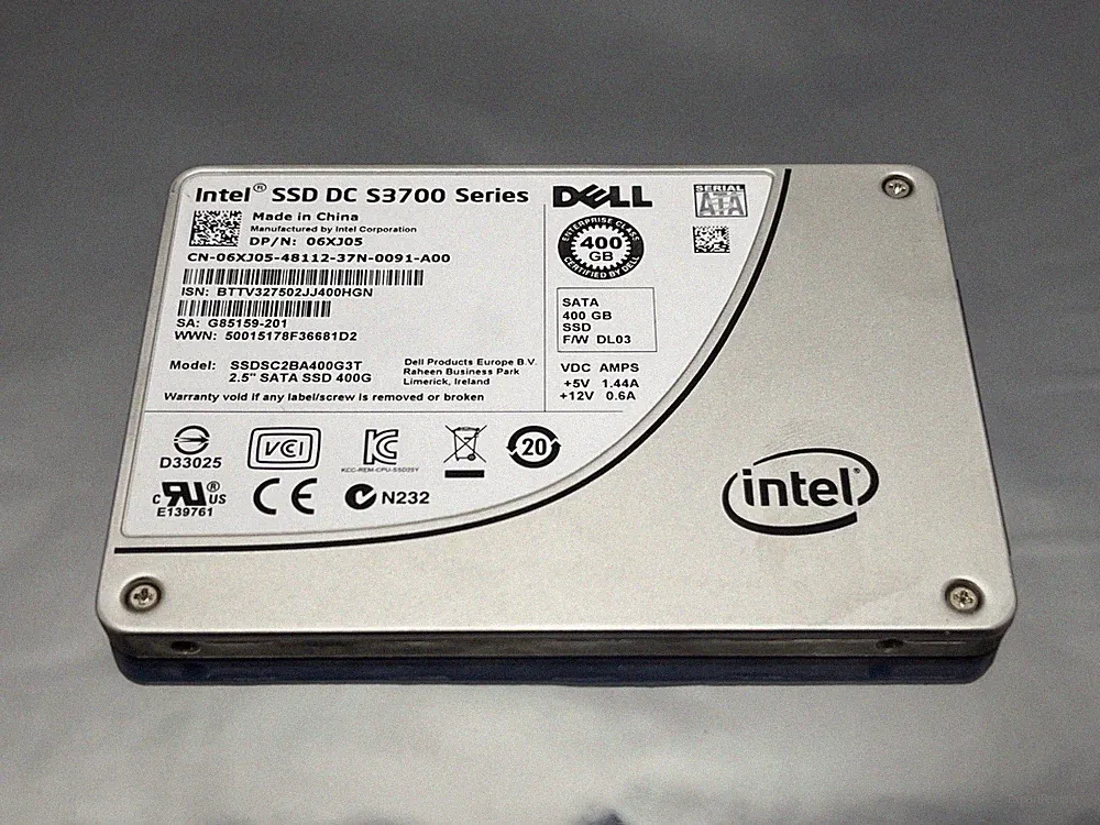 Intel SSD DC S3700 Series 400GB SATA Enterprise Solid State Drive DP/N: 06XJ05