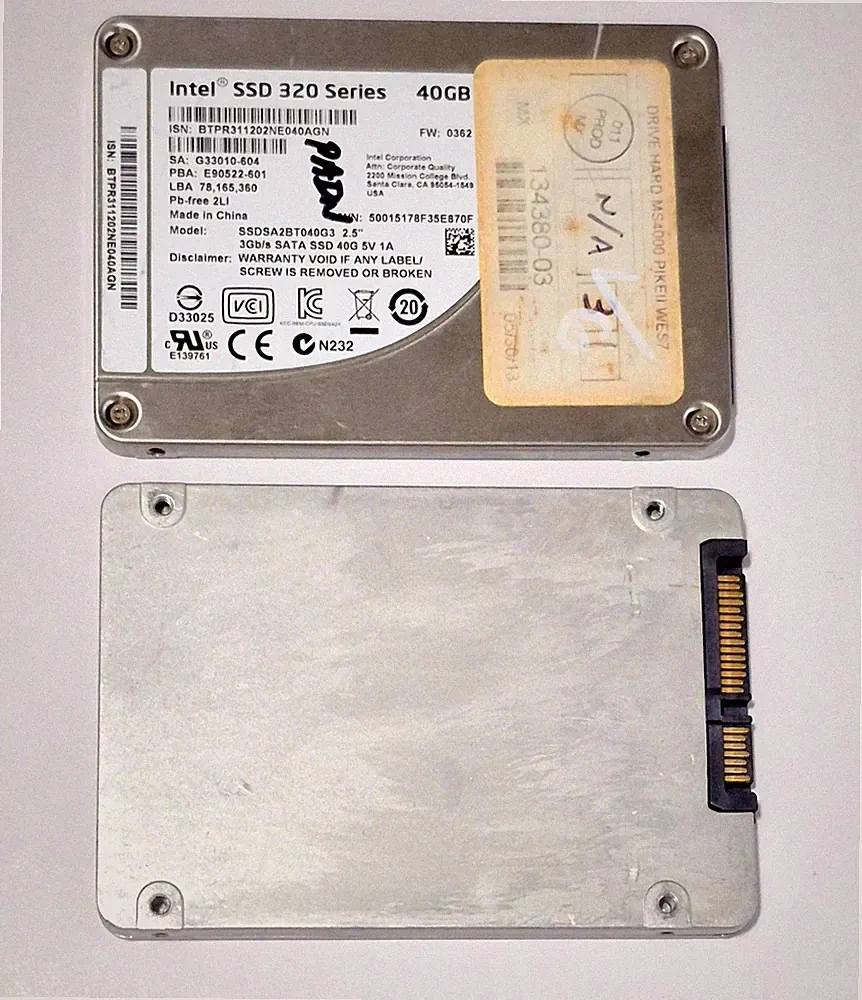 LOT OF 2 Intel 320 Series 40GB Internal 2.5" 5V 1A 3Gb/s SATA TESTED